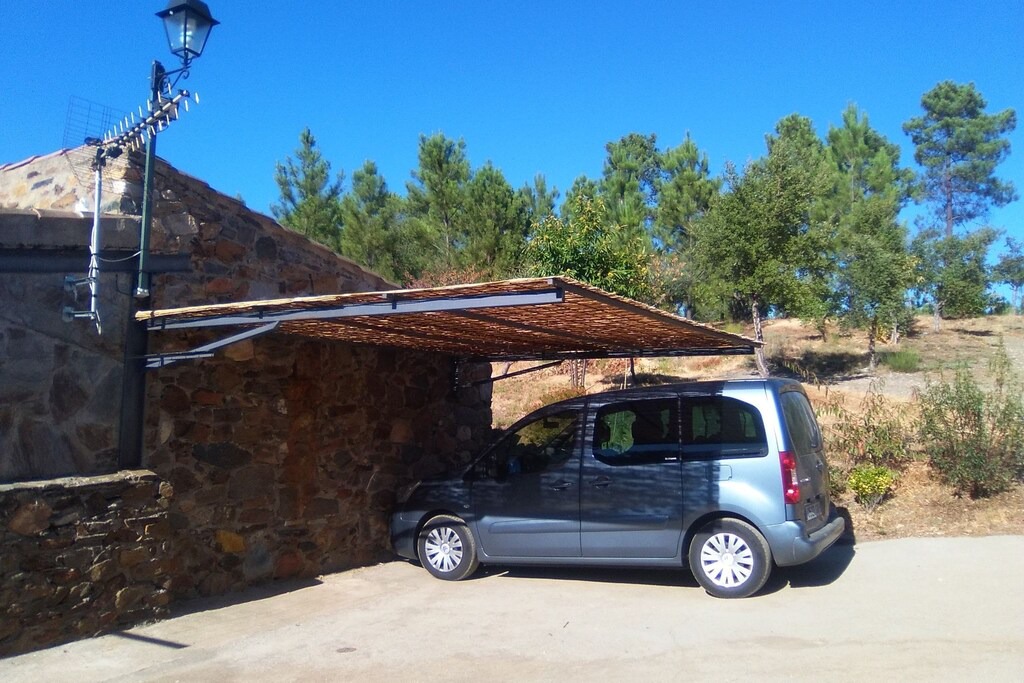 Photo of Buildings in La Acena de la Borrega