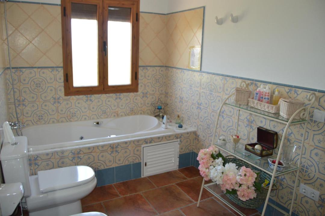 Photo of Bathroom in Hornachuelos