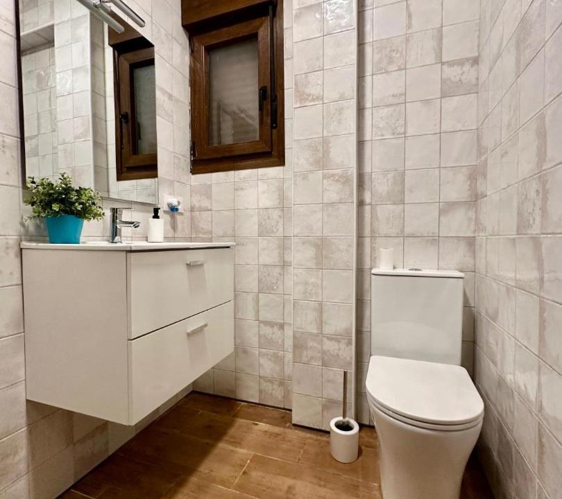 Photo of Bathroom in Cazalla De La Sierra