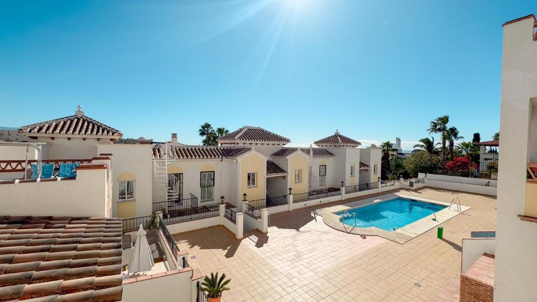 Photo of Patio Balcony in Chimenea