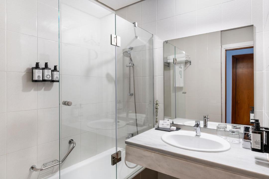Photo of Bathroom in Ceuta