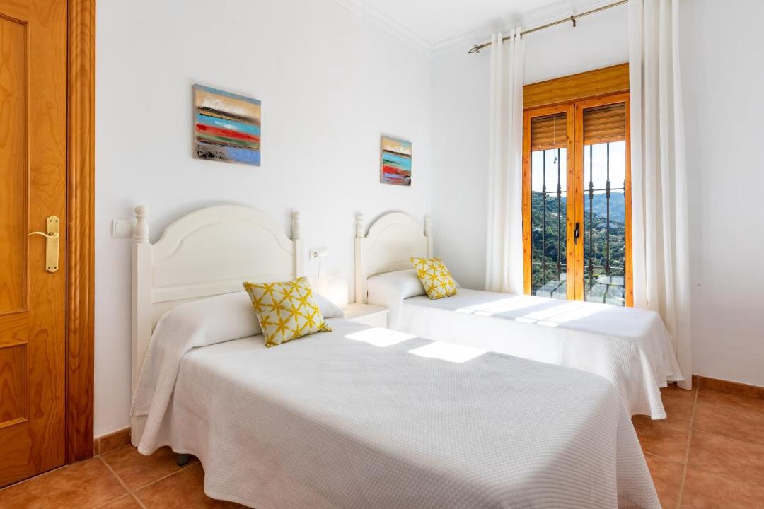 Photo of Bedroom in Almogia