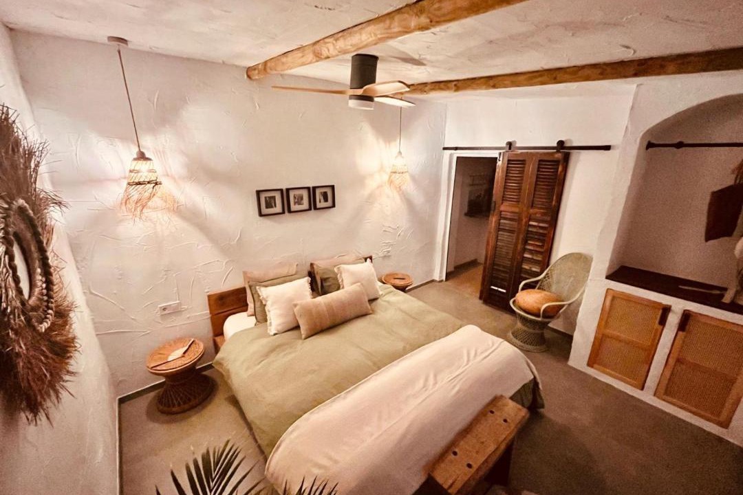 Photo of Bedroom in Coin