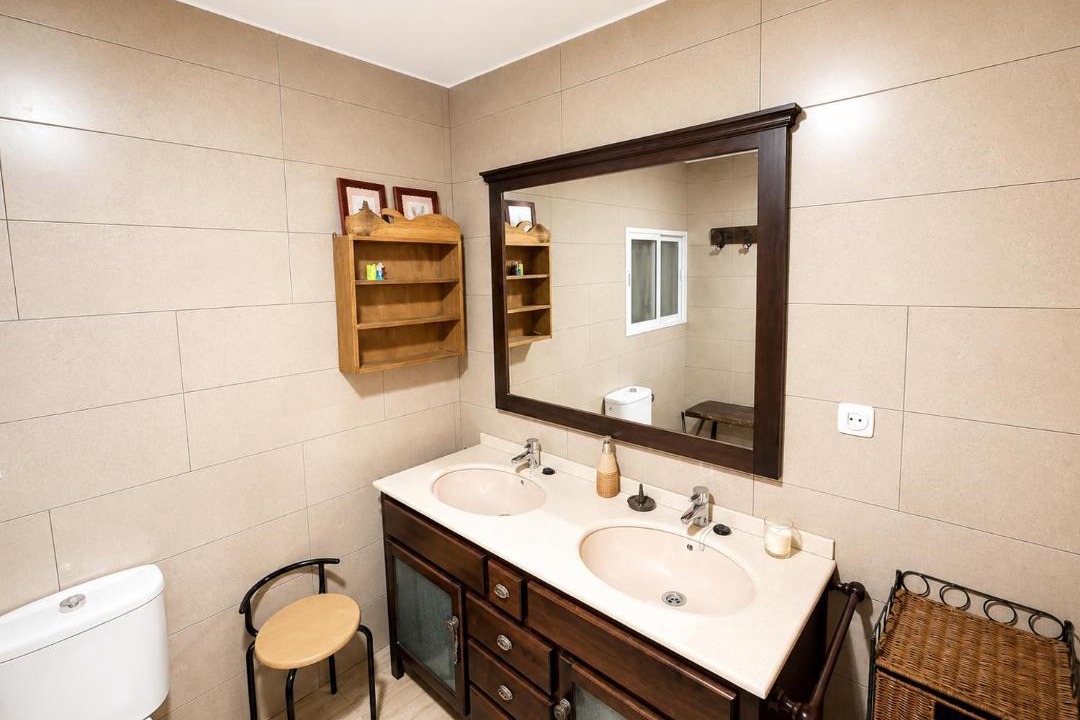 Photo of Bathroom in Castillo de Locubin
