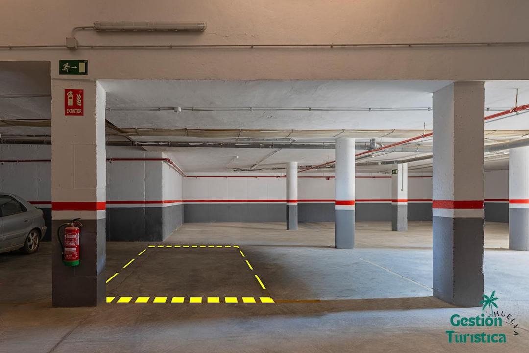 Photo of Others in Gibraleon