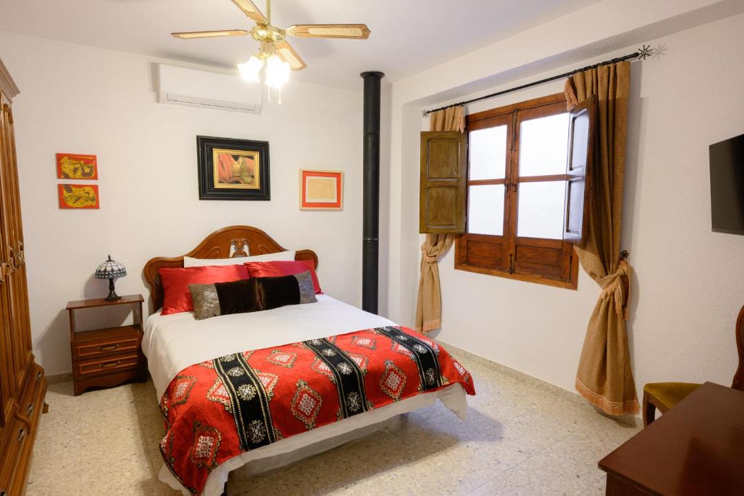 Photo of Bedroom in Castillo de Locubin