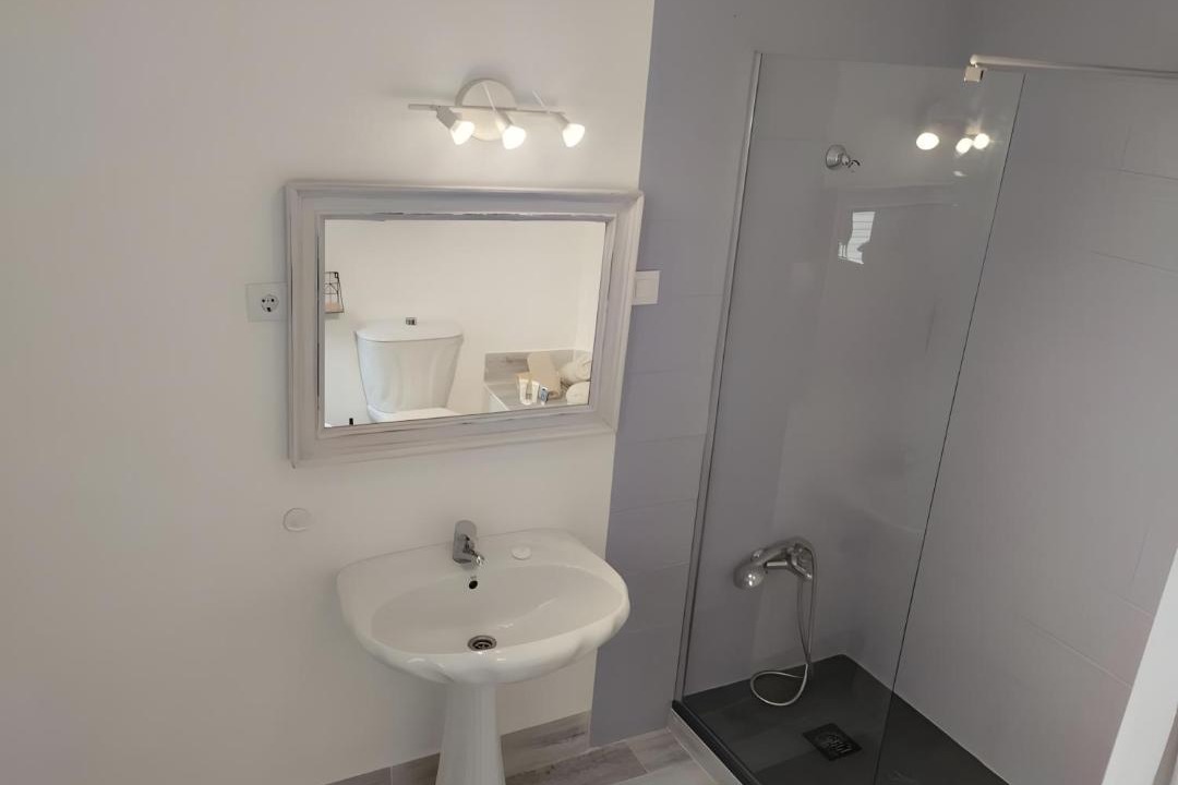 Photo of Bathroom in Alcala de los Gazules