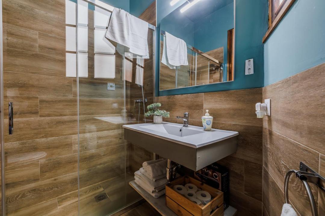 Photo of Bathroom in Cercadilla-Medina Azahara
