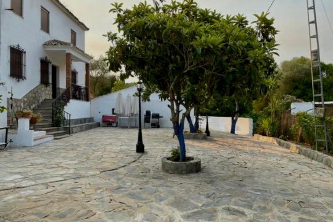 Photo of Others in Benaocaz