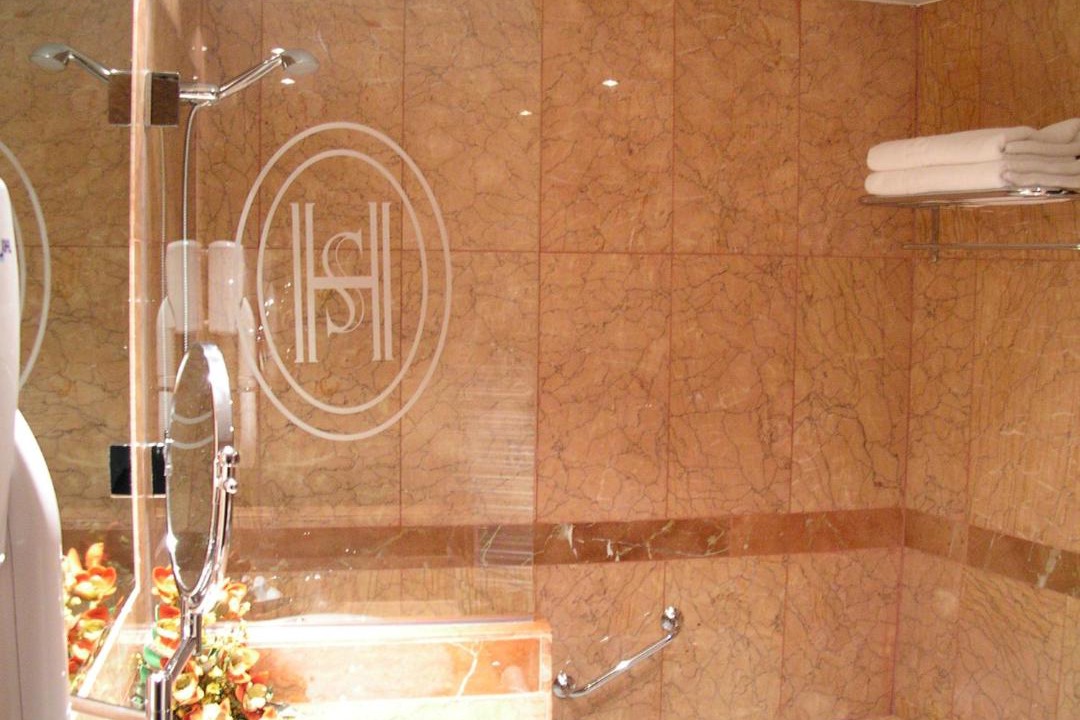 Photo of Bathroom in Linares