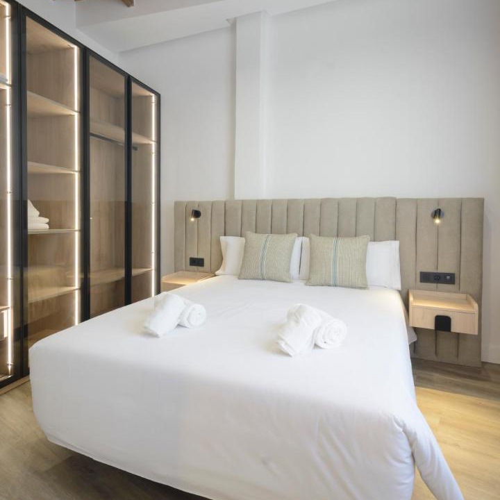 Photo of Bedroom in Central District