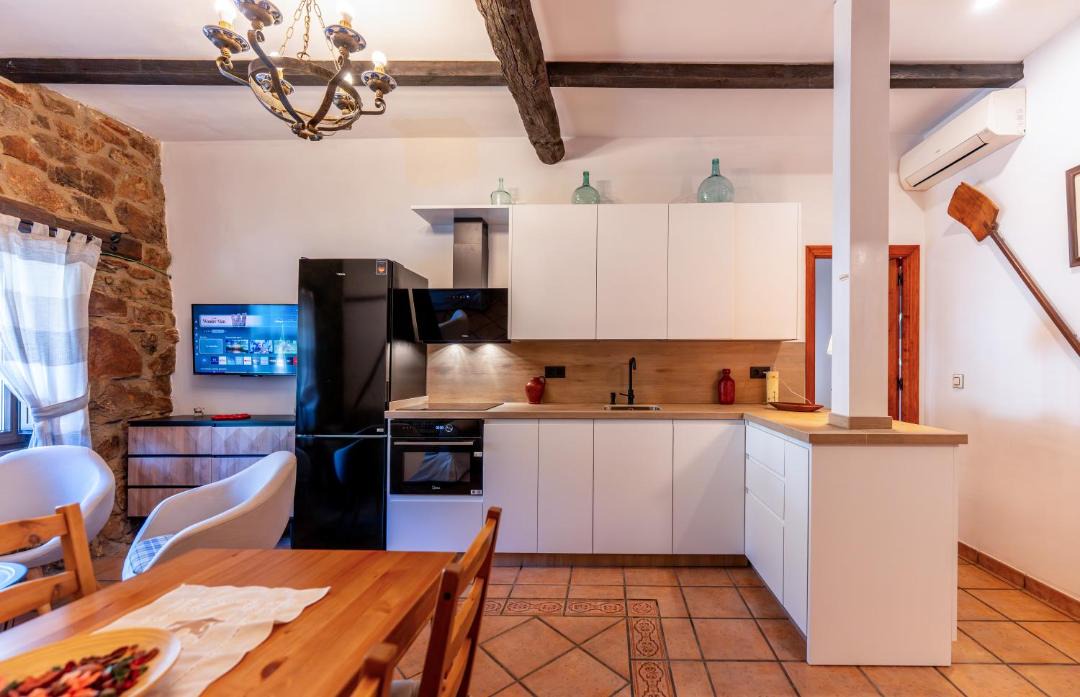 Photo of Kitchen in Navaconcejo