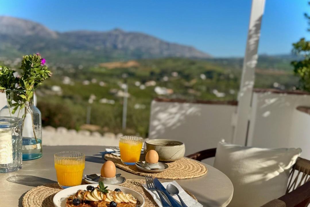 Photo of Others in Alora