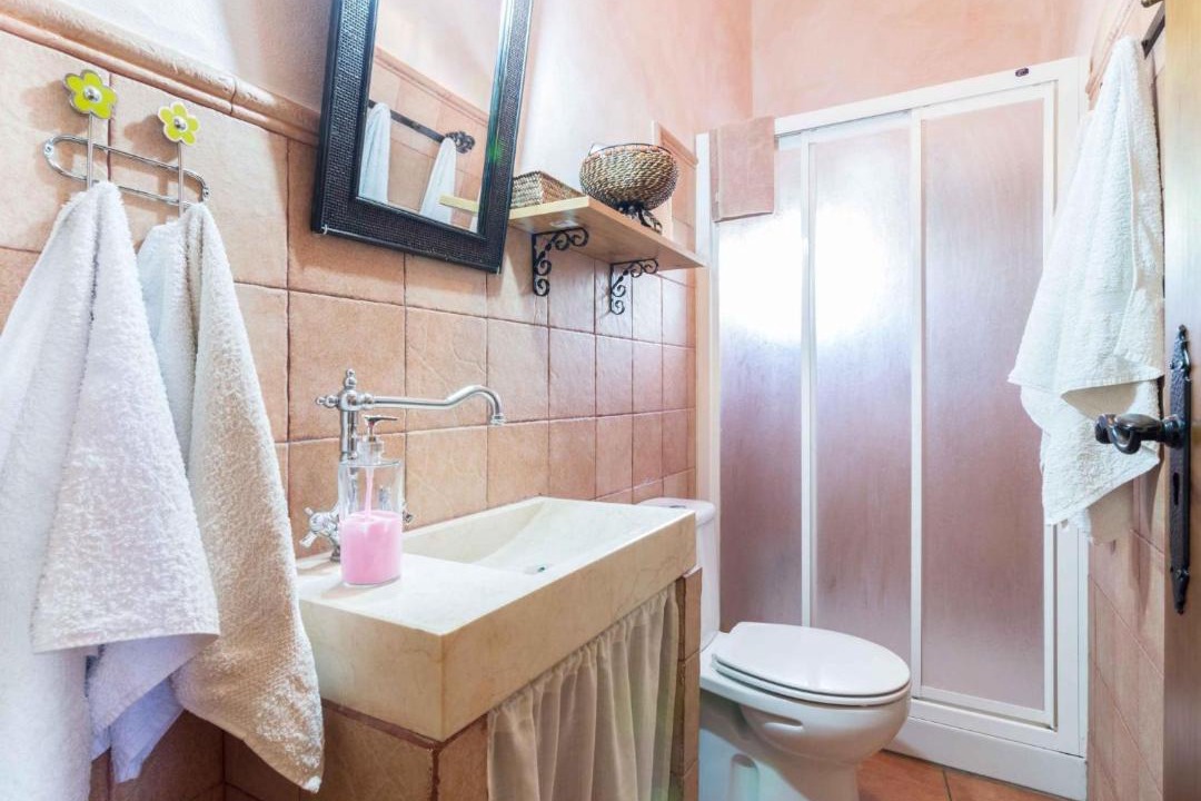 Photo of Bathroom in Laroya