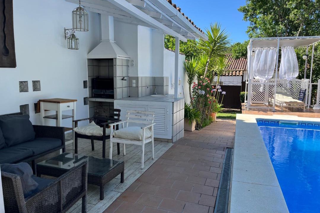 Photo of Patio Balcony in Castano del Robledo
