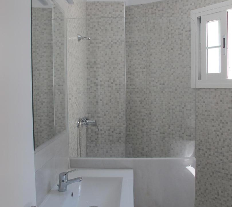 Photo of Bathroom in Nerja City Centre
