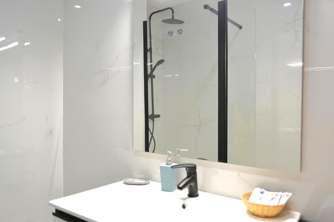 Photo of Bathroom in La Trinidad-San Juan y Todos los Santos