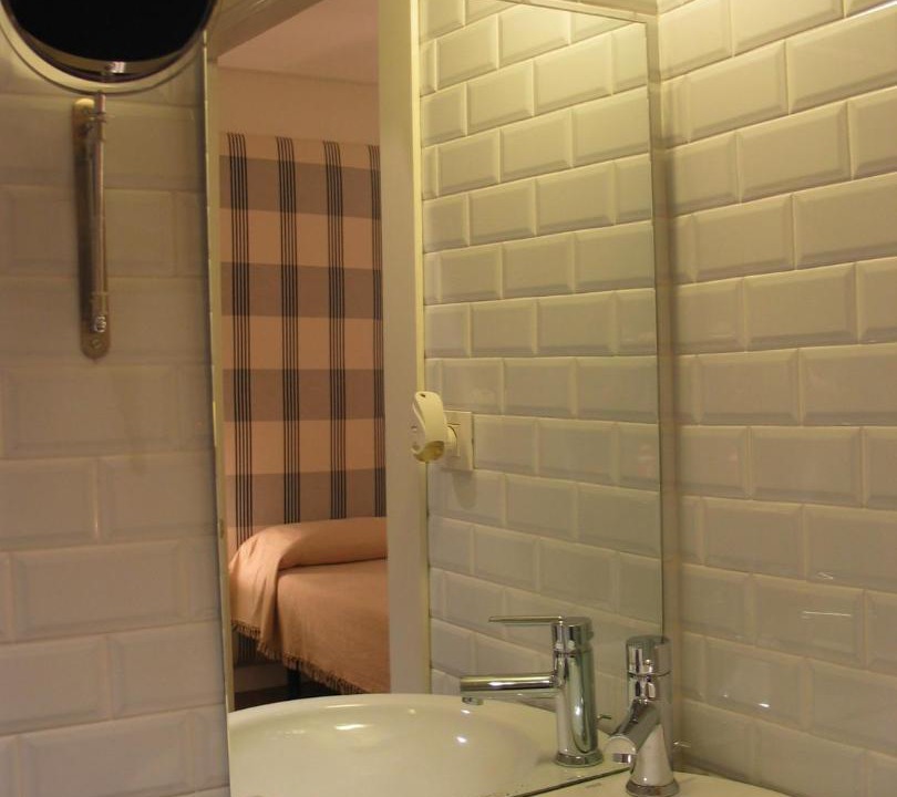 Photo of Bathroom in Bilbao Old Town