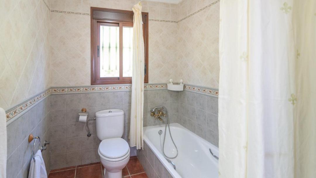 Photo of Bathroom in Periana