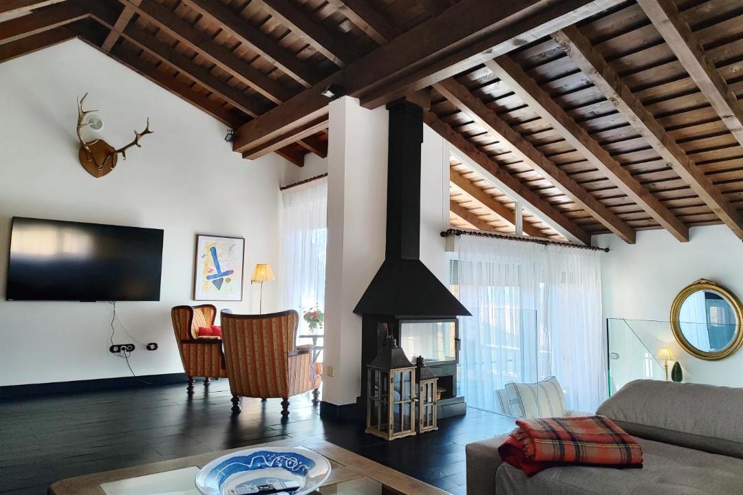 Photo of Others in Hoyos del Espino
