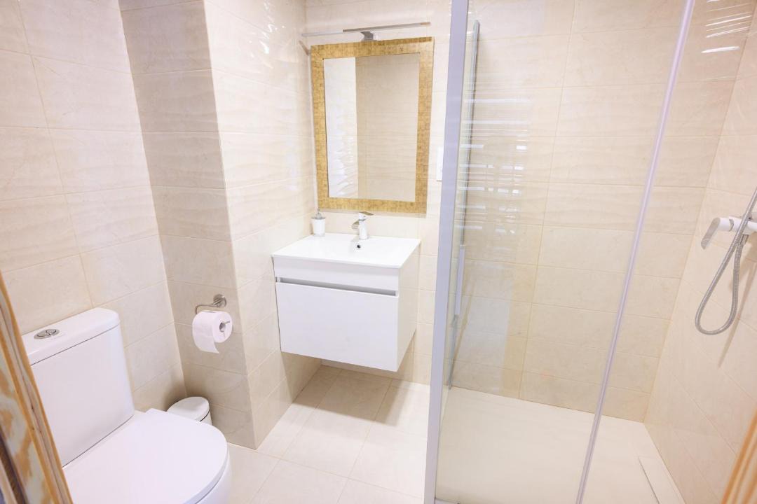 Photo of Bathroom in Castillo de Locubin