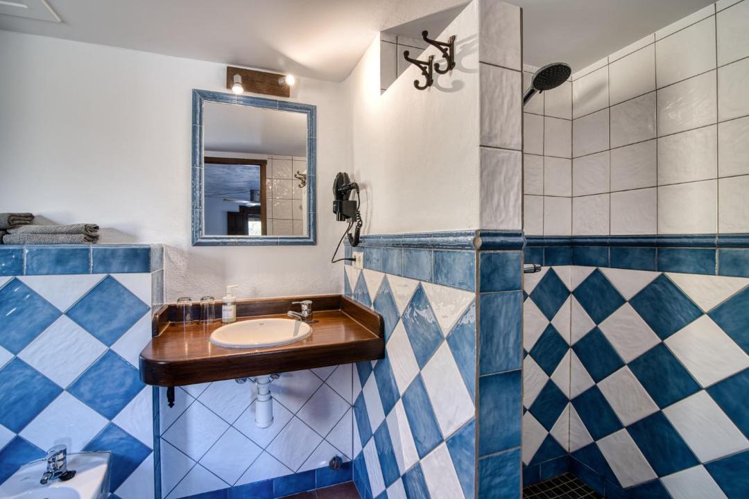 Photo of Bathroom in Guejar Sierra