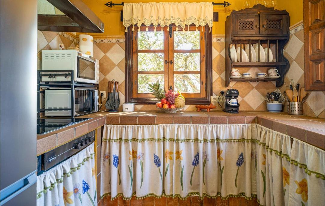 Photo of Kitchen in Algatocin