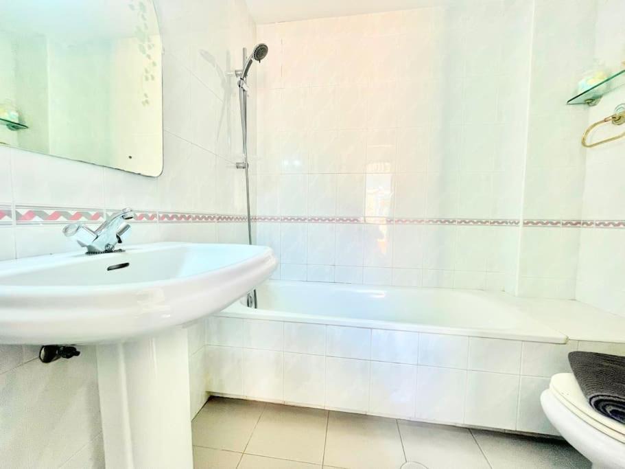 Photo of Bathroom in Islantilla