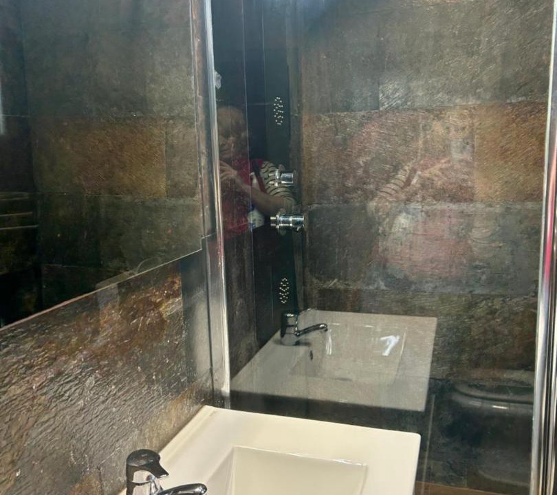 Photo of Bathroom in Gerena