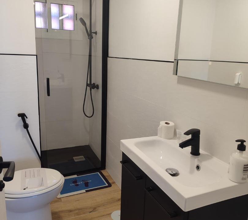 Photo of Bathroom in La Linea de la Concepcion