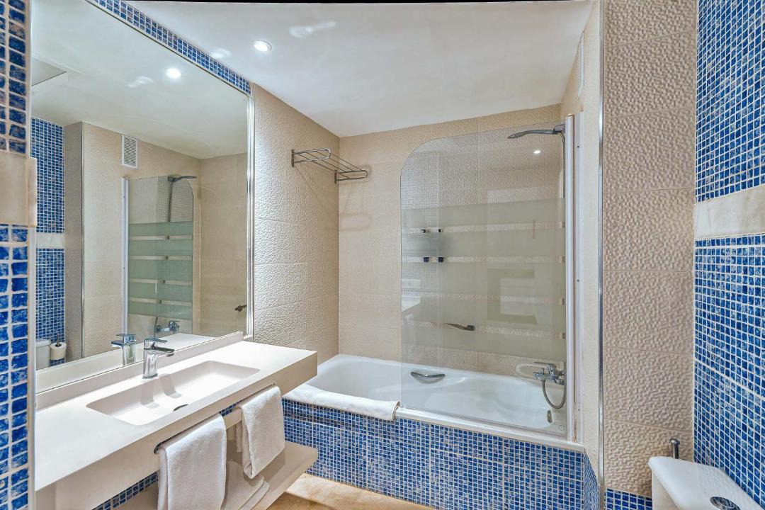 Photo of Bathroom in Torrequebrada
