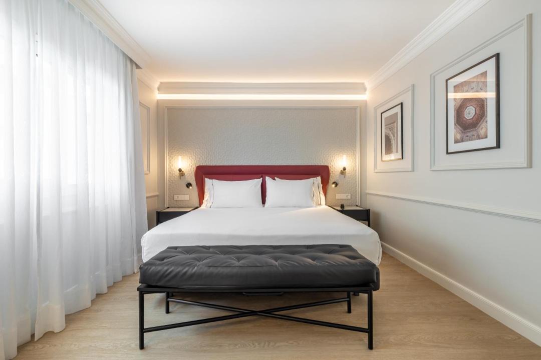 Photo of Bedroom in Figares
