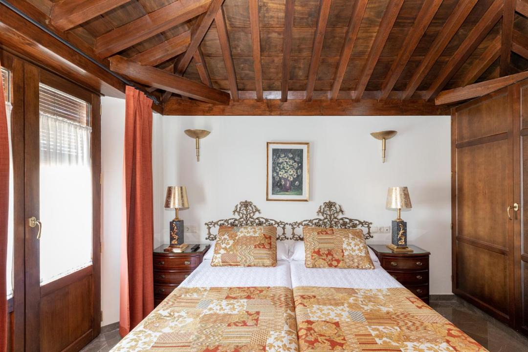 Photo of Bedroom in Central District