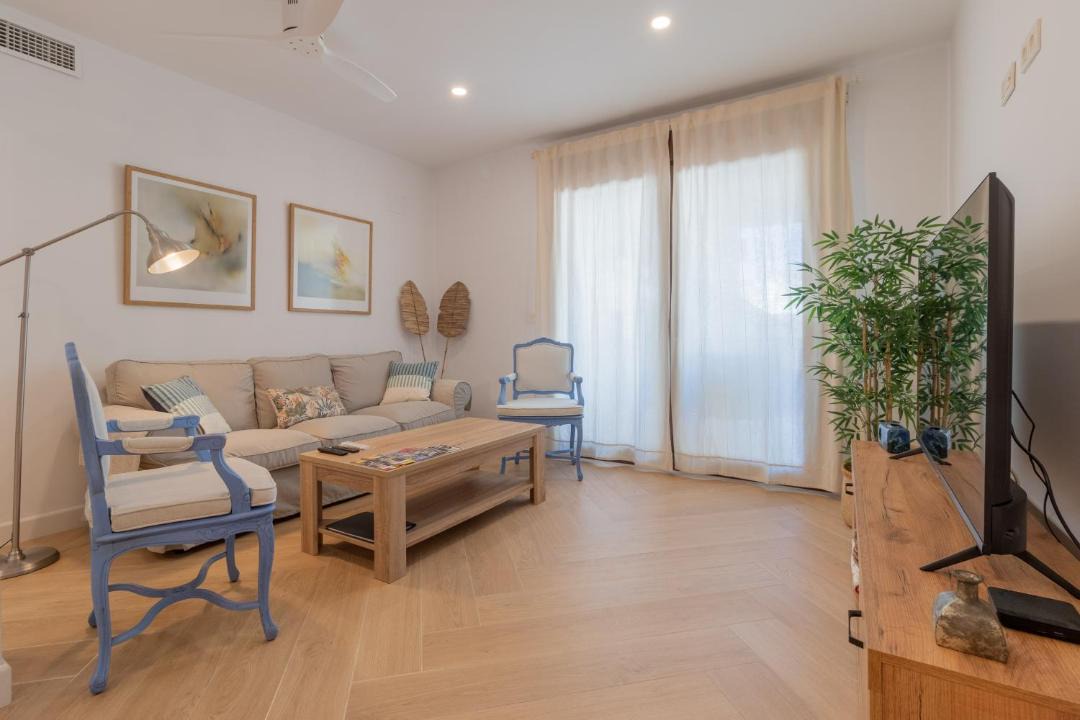 Photo of Livingroom in La Trinidad-San Juan y Todos los Santos