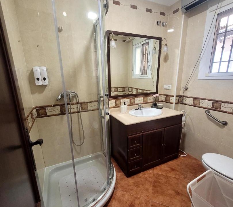 Photo of Bathroom in Cuevas del Becerro