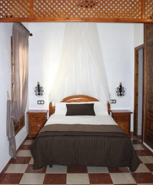Photo of Bedroom in Benamahoma