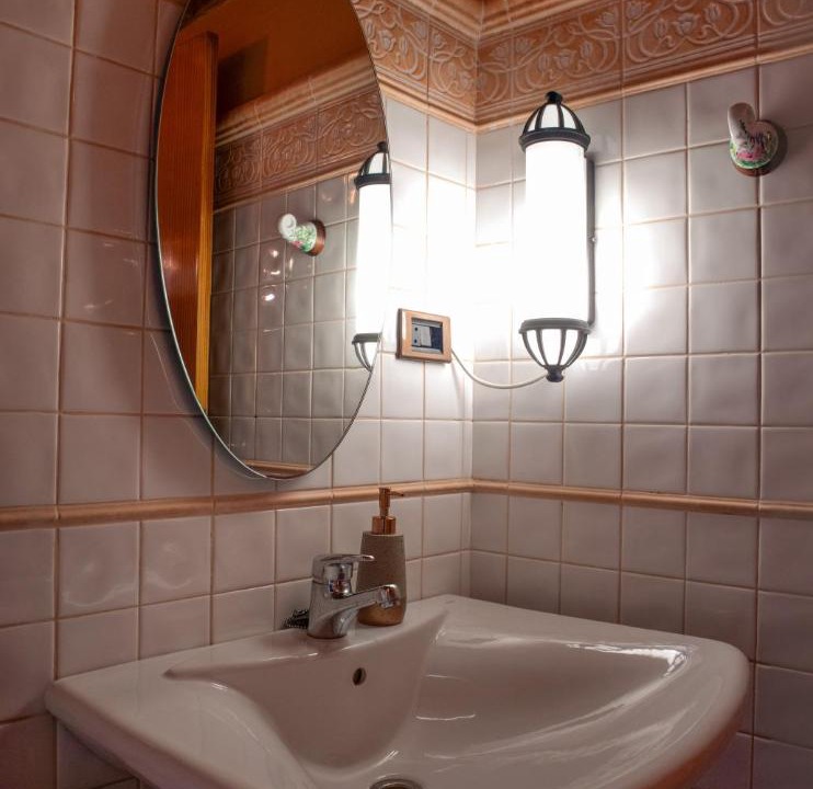 Photo of Bathroom in Jaen