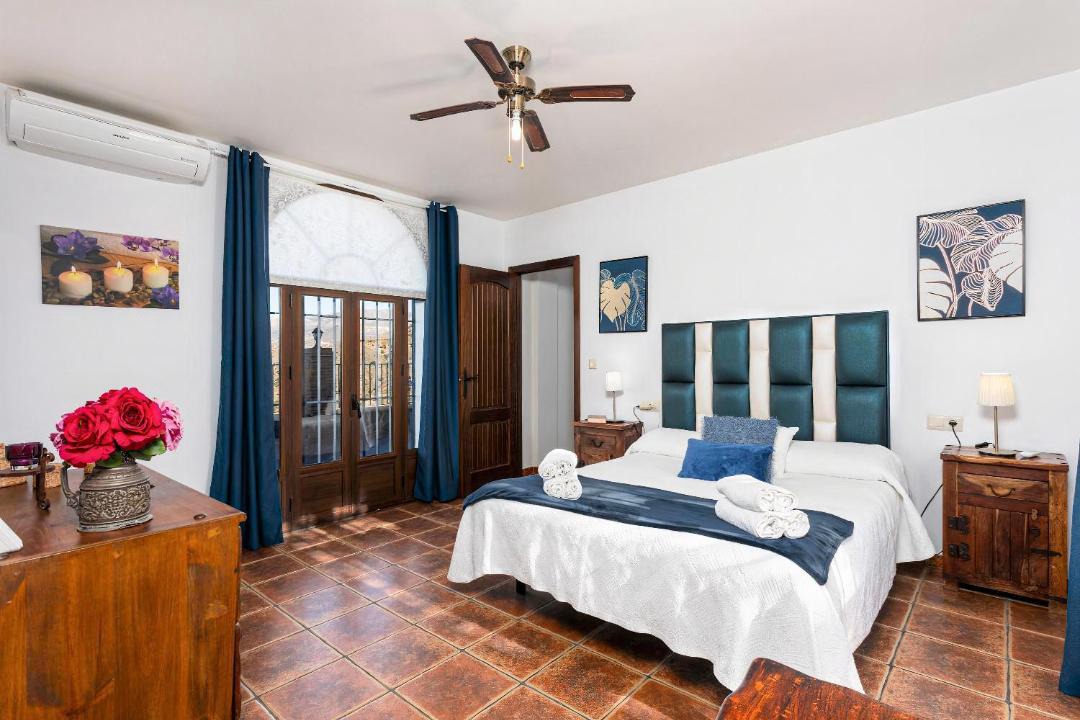 Photo of Bedroom in Canillas de Aceituno