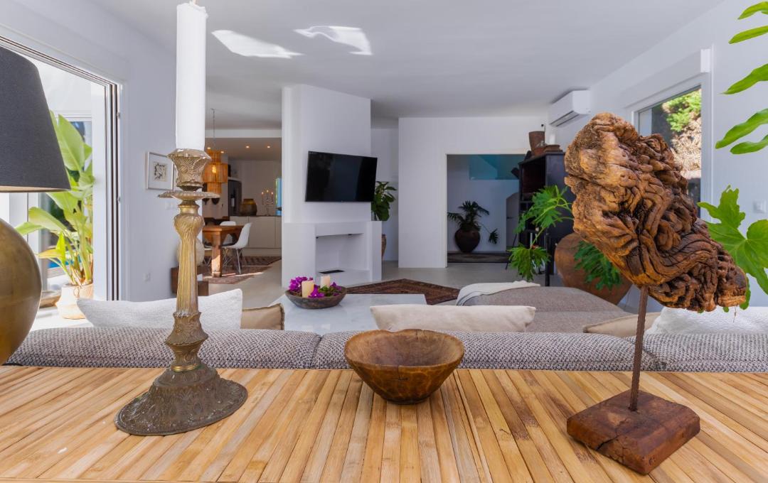 Photo of Others in Artola