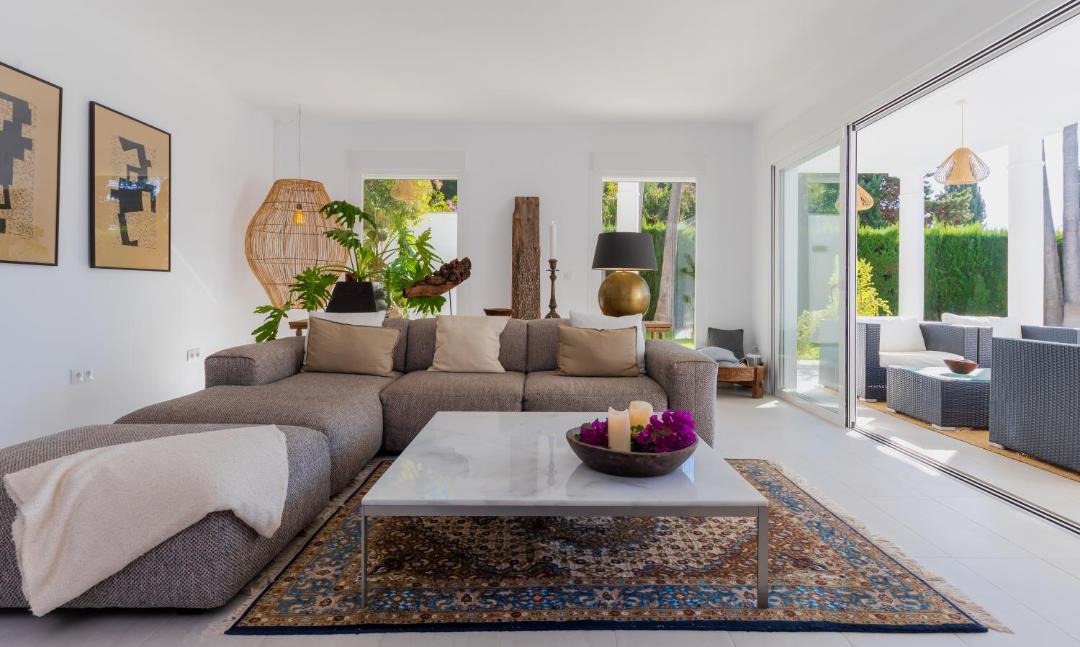 Photo of Others in Artola