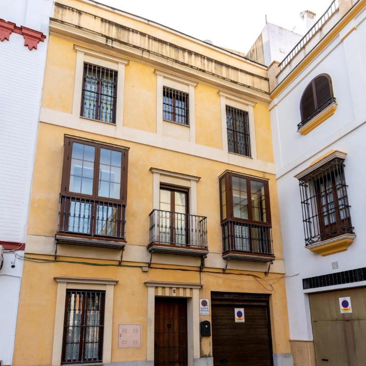 Photo of Buildings in San Lorenzo