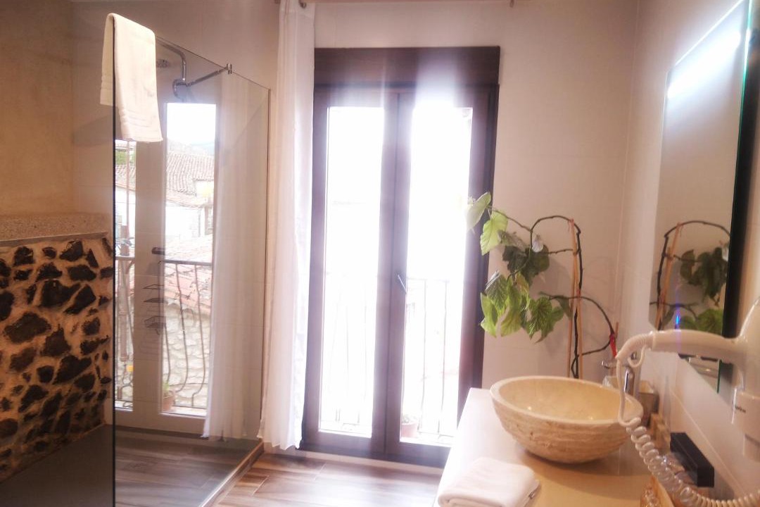 Photo of Bathroom in Villamiel