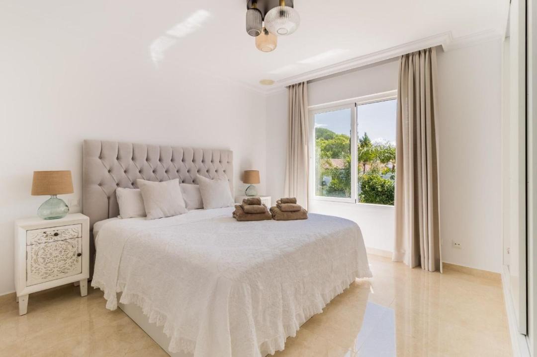 Photo of Bedroom in New Golden Mile