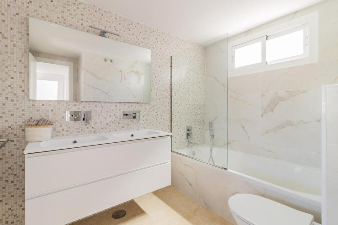 Photo of Bathroom in New Golden Mile
