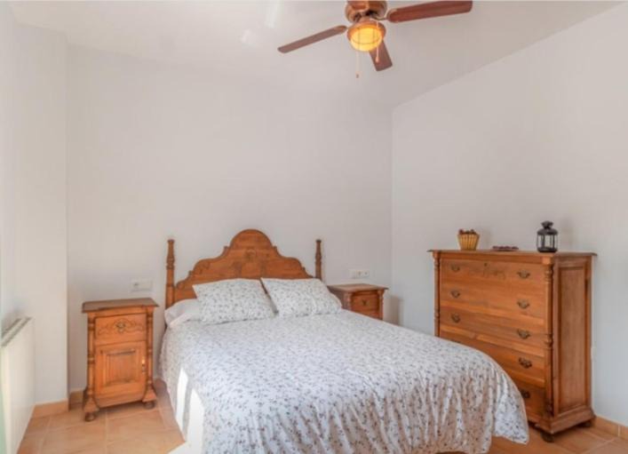 Photo of Bedroom in Benaojan