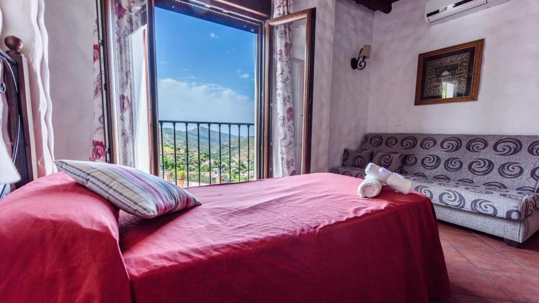 Photo of Bedroom in Canillas de Albaida