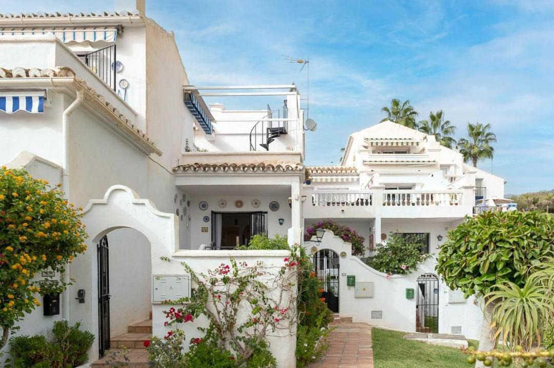 Photo of Buildings in Oasis del Capistrano