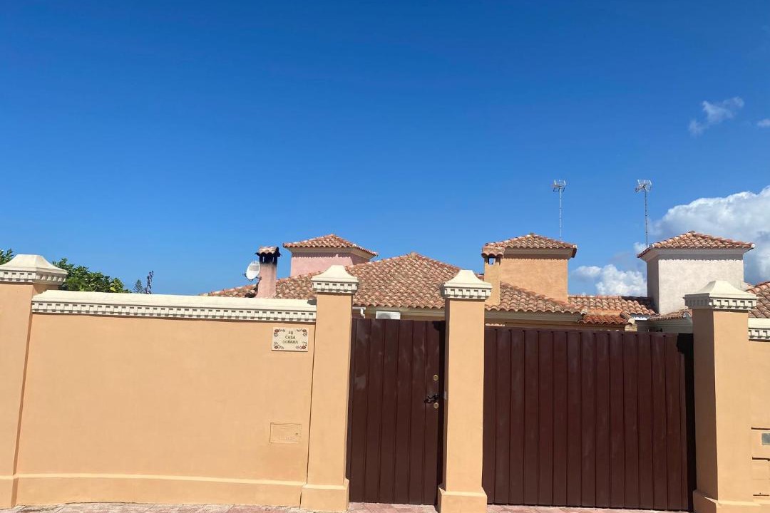Photo of Buildings in Sector Q - Quercus