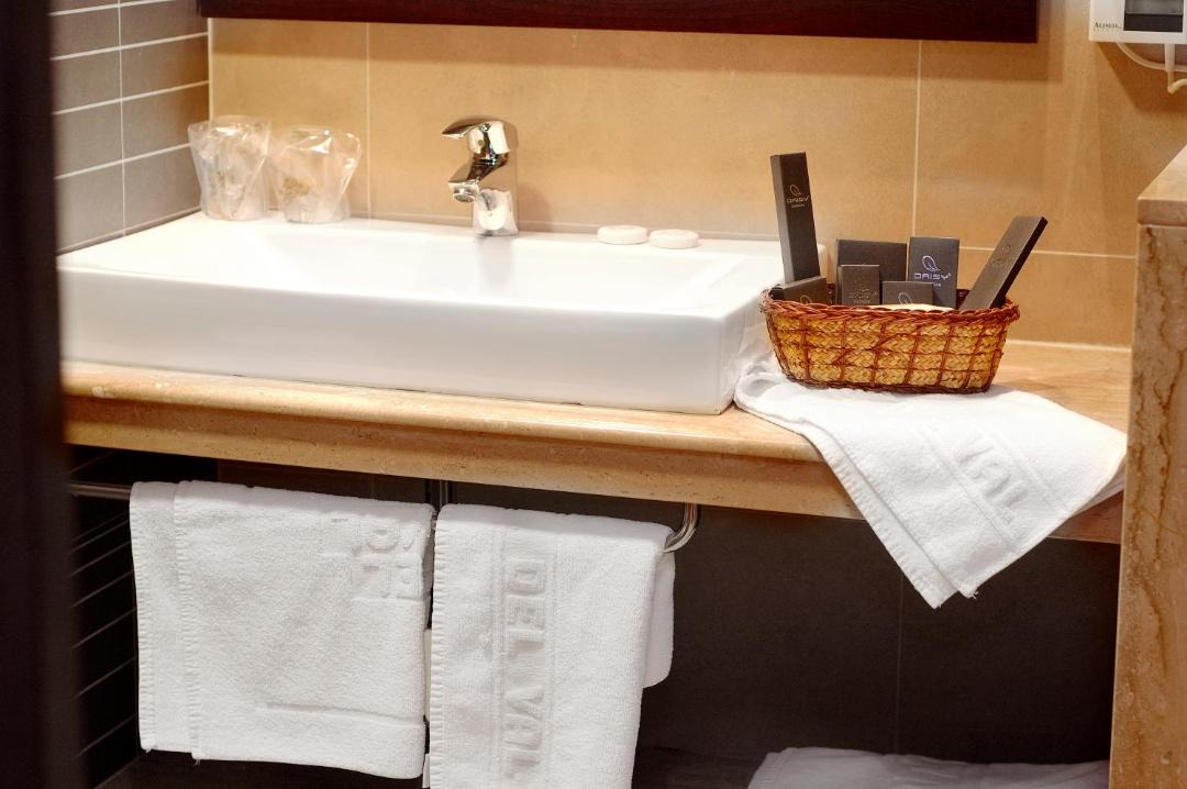 Photo of Bathroom in Andujar