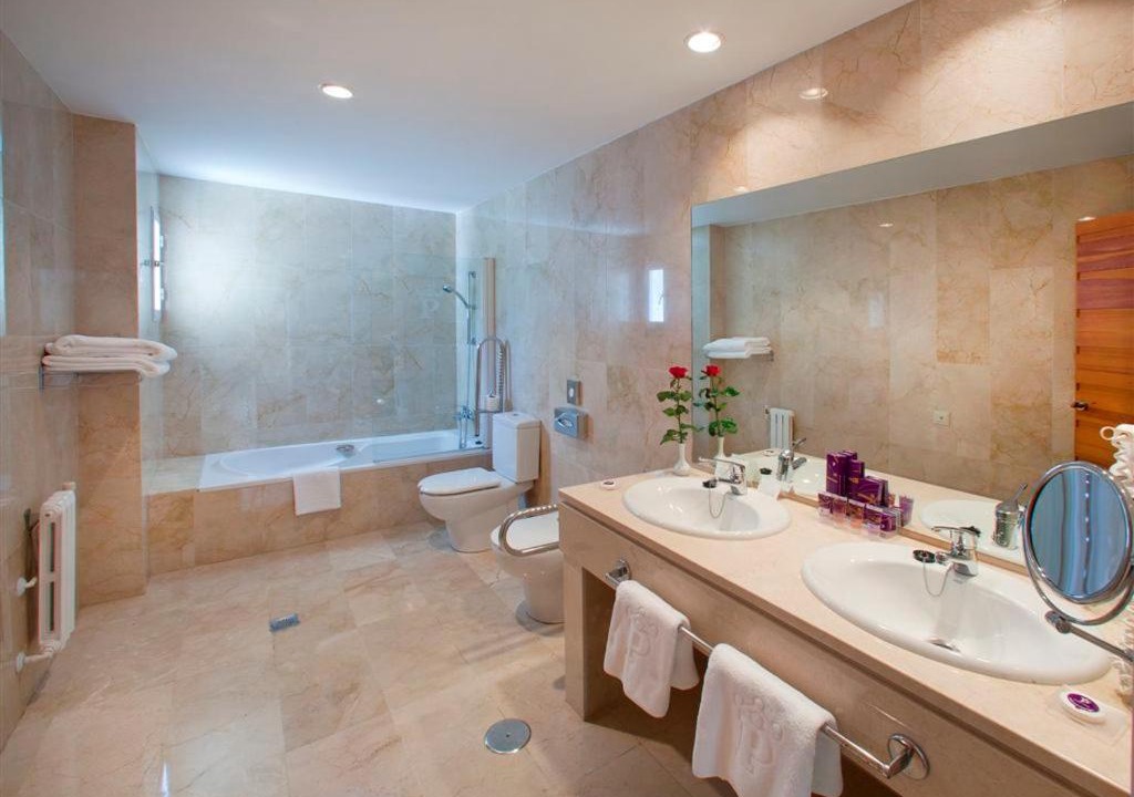 Photo of Bathroom in Ayamonte